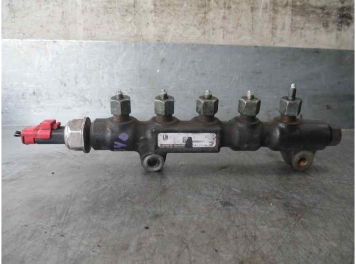 Recambio de rampa inyectora para peugeot 206 berlina xt referencia OEM IAM 9654592680  LAJOUS