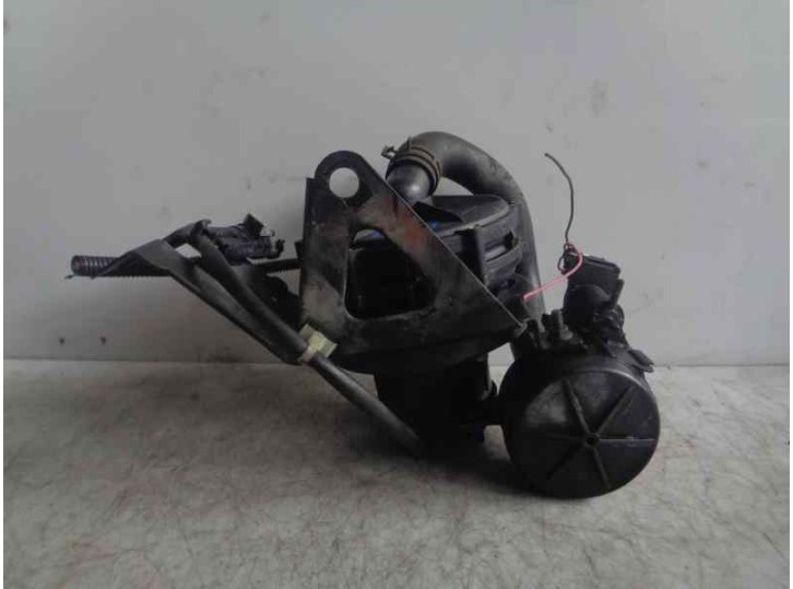 Recambio de bomba aire secundaria para opel sintra 3.0 v6 cat referencia OEM IAM 857061 7218602 PIERBURG