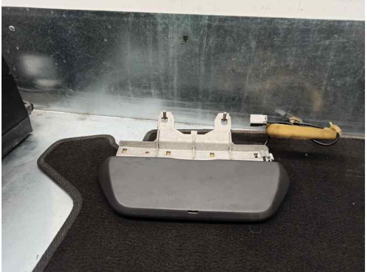 Recambio de antena para volvo xc70 2.4 diesel cat referencia OEM IAM 8622260 