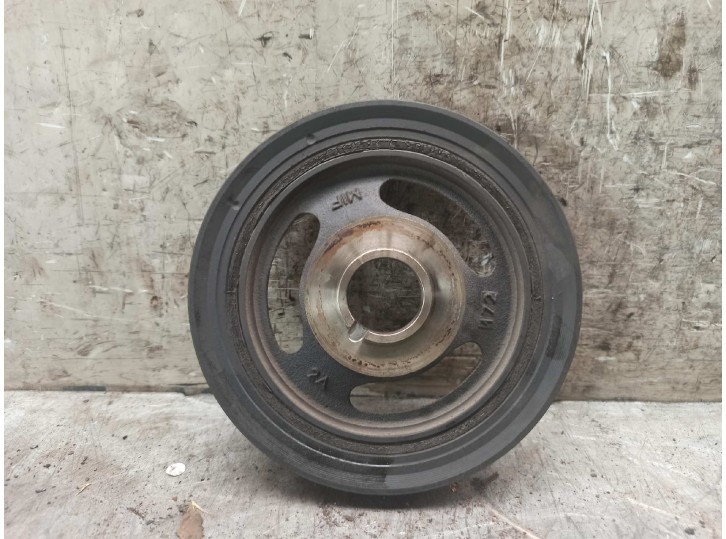 Replacement crankshaft pulley for Citroën C3 1.4 HDi OEM IAM reference 9654961080J 