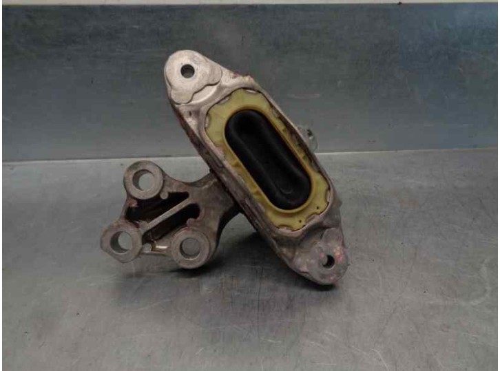 Recambio de soporte cambio para opel astra j gti 1.4 sedan p10 referencia OEM IAM 13248549 