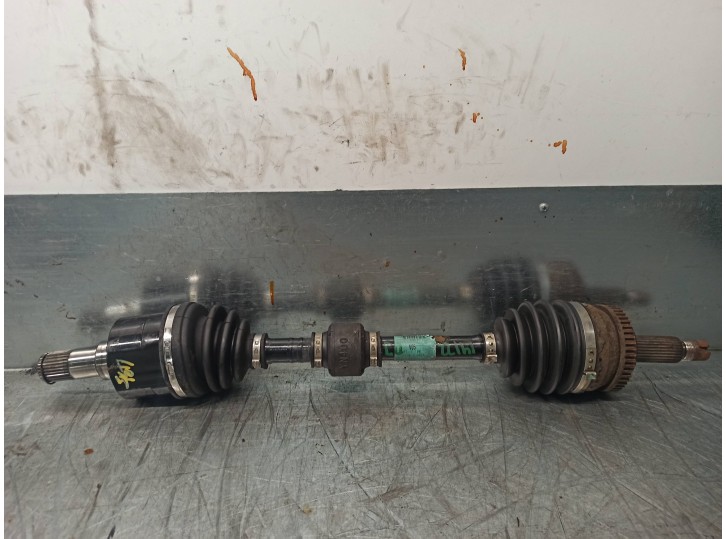 Recambio de transmision delantera izquierda para hyundai i40 cw 1.7 crdi cat referencia OEM IAM 495003Z400 