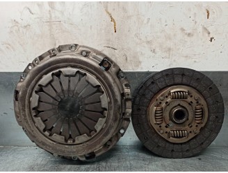 Recambio de kit embrague para toyota avensis berlina (t25) 1.8 sol sedán (4-ptas.) referencia OEM IAM 3121005043 