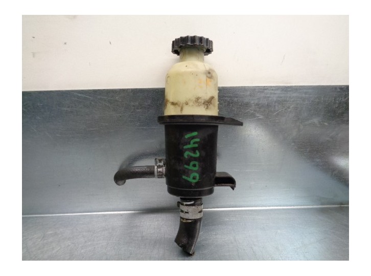 Recambio de deposito liquido direccion para chrysler jeep cherokee (kj) 2.8 crd cat referencia OEM IAM 52088713AA 