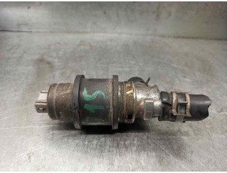 Replacement water pump for Kia Sportage 2.0 cat OEM IAM reference 