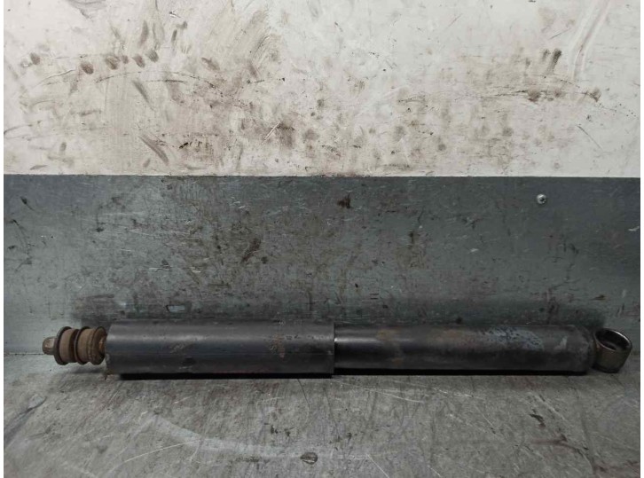 Recambio de amortiguador trasero izquierdo para ssangyong musso 2.9 turbodiesel cat referencia OEM IAM 4531005202  