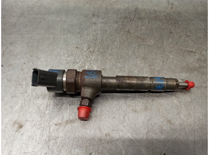 Recambio de inyector para fiat doblo cargo (223) 1.9 jtd cat referencia OEM IAM 0445110119 0445110119 BOSCH