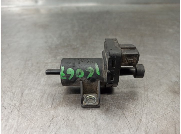 Recambio de valvula aire adicional para nissan almera (n16/e) 2.2 16v turbodiesel cat referencia OEM IAM 8200762597  