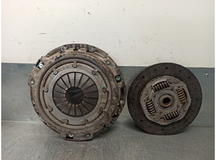 Recambio de kit embrague para fiat stilo (192) 1.8 16v cat referencia OEM IAM 73501784 284494 VALEO