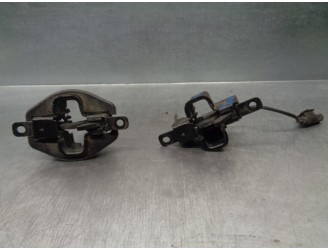 Recambio de cerradura capot para mercedes-benz clase s (w221) berlina 320 / 350 cdi (221.022) referencia OEM IAM A2218800260  