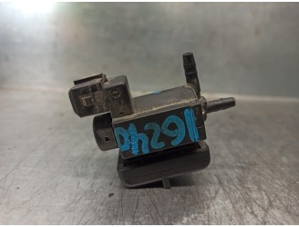 Recambio de valvula aire adicional para nissan terrano/terrano.ii (r20) avenue referencia OEM IAM 72841600 72841600 PIERBURG