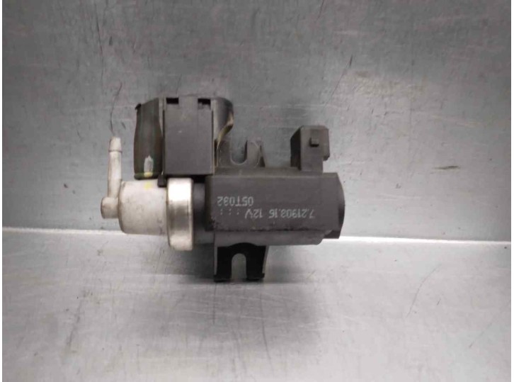 Recambio de electrovalvula vacio para kia carens 2.0 turbodiesel cat referencia OEM IAM 72190315 05T033 