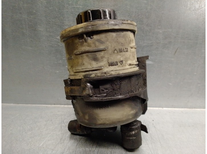 Recambio de deposito servo para nissan primastar (x83) 1.9 dci diesel cat referencia OEM IAM 7700782884  