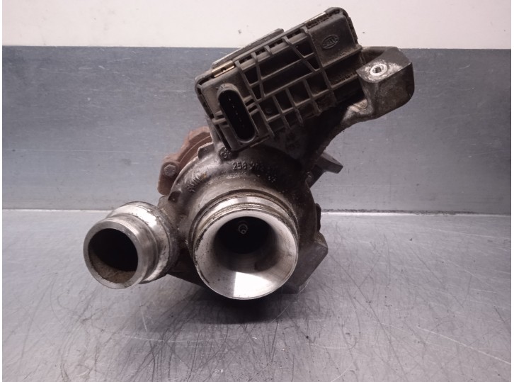 Replacement turbocharger for BMW 1 Series Sedan (E81/E87) 2.0 Turbodiesel CAT OEM IAM reference 7810189C02 7673789 GARRETT