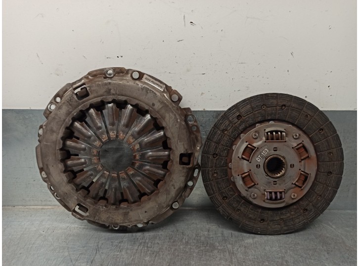 Recambio de kit embrague para toyota avensis verso (m20) 1998 referencia OEM IAM 3121028070 AISIN