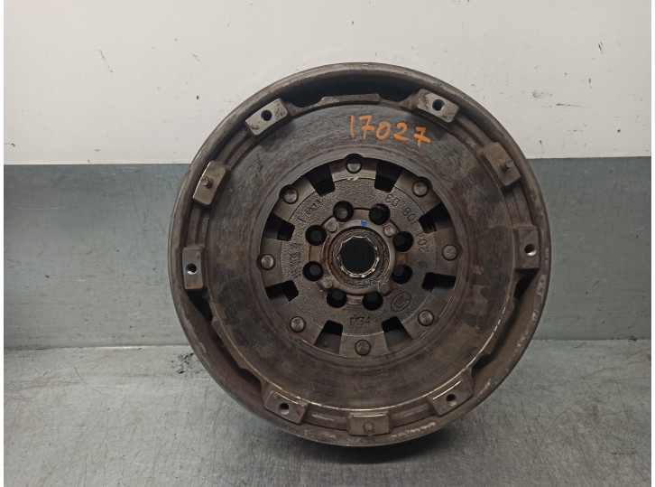 Recambio de volante motor para peugeot 806 2.0 hdi referencia OEM IAM 1628941280 920410803 LUK