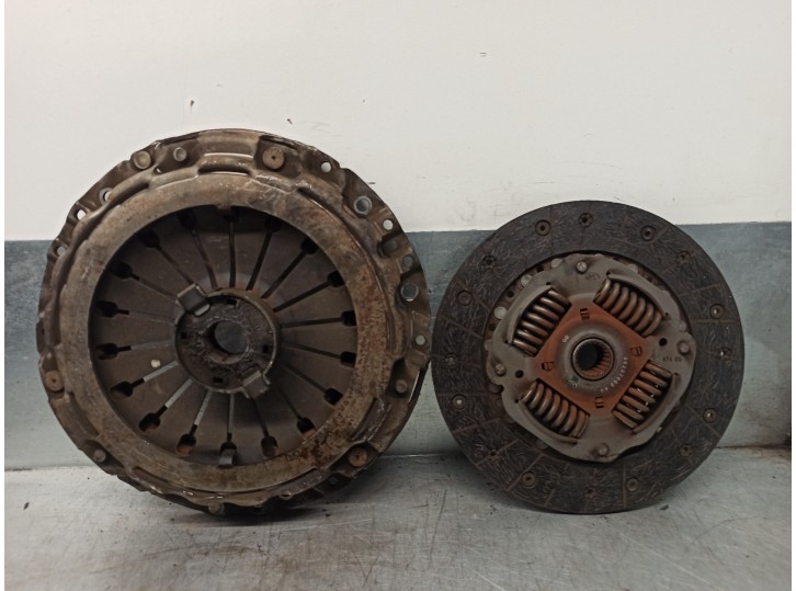 Recambio de kit embrague para peugeot 406 break (s1/s2) 2.1 turbodiesel cat referencia OEM IAM 9619887980 LUK