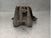 Replacement of right engine mount for Nissan Micra (K12E) 1.4 CAT OEM IAM reference 11210AX600 