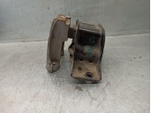Replacement of right engine mount for Nissan Micra (K12E) 1.4 CAT OEM IAM reference 11210AX600 