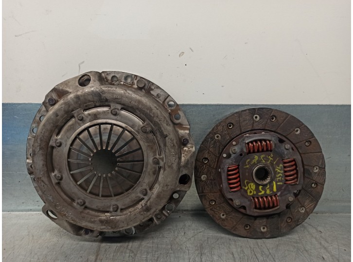 Recambio de kit embrague para citroën berlingo 1.9 diesel referencia OEM IAM 2052E7 