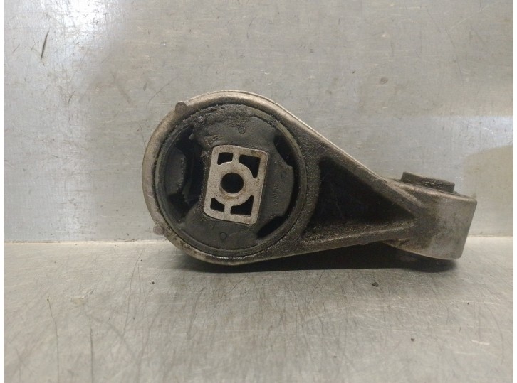 Replacement left engine mount for Peugeot 206 Berlina 1.9 diesel OEM IAM reference 1807V9 1807V9 