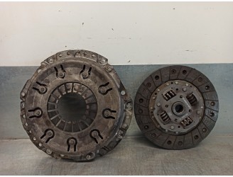 Recambio de kit embrague para nissan primera berlina (p12) 1.6 cat referencia OEM IAM 30210BM410 120006615 LUK