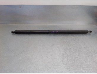 Replacement boot / tailgate struts for Mercedes-Benz V-Class (W447) OEM IAM reference A4479800064 