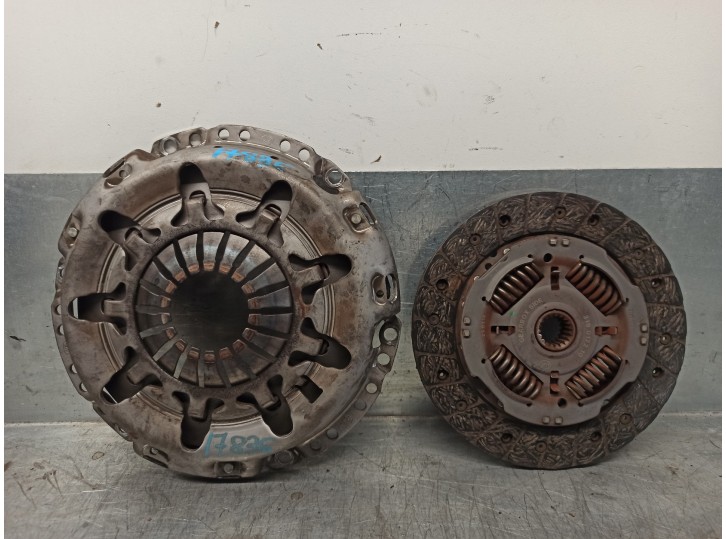 Recambio de kit embrague para toyota aygo (kgb/wnb) 1.0 cat referencia OEM IAM 312100H040 119012610 LUK