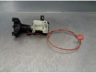 Recambio de motor tapa deposito combustible para mercedes-benz clase r (w251) 3.0 cdi cat referencia OEM IAM A2518200197  