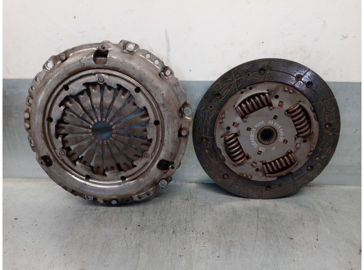 Recambio de kit embrague para peugeot 208 1.6 blue-hdi fap referencia OEM IAM 9801354780 9801354980 