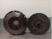 Recambio de kit embrague para toyota verso 2.0 d-4d cat referencia OEM IAM 3121005150  LUK