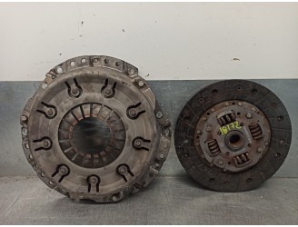 Recambio de kit embrague para nissan primera berlina (p11) 1.6 16v cat referencia OEM IAM 302102F000 120006615 LUK