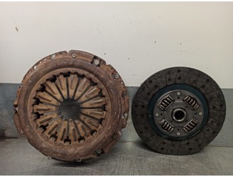 Recambio de kit embrague para toyota hilux (kun) 2.5 turbodiesel referencia OEM IAM 312100K190  