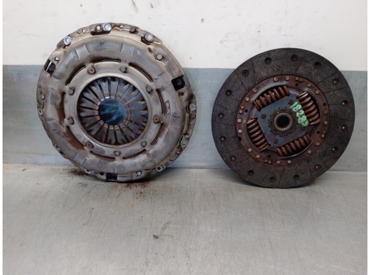 Recambio de kit embrague para kia soul ( ) 1.6 crdi cat referencia OEM IAM 4110032001 4130032001 VALEO