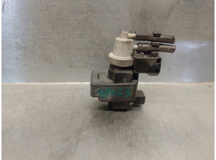 Recambio de electrovalvula vacio para kia cerato 1.6 cat referencia OEM IAM 70027200 70027200 PIERBURG