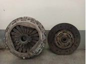 Replacement clutch kit for Iveco Daily closed box (2006 =>) 2.3 diesel OEM IAM reference 504389429 