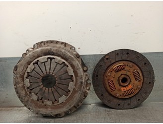 Recambio de kit embrague para toyota corolla verso (r1) 1.8 16v cat referencia OEM IAM 3121005042 TYC18 VALEO