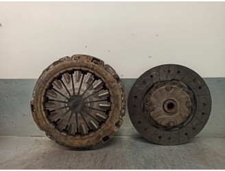 Replacement clutch kit for ford focus lim. (cb8) 1.0 ecoboost cat OEM IAM reference 2249997 