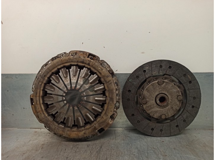 Recambio de kit embrague para ford focus lim. (cb8) 1.0 ecoboost cat referencia OEM IAM 2249997  