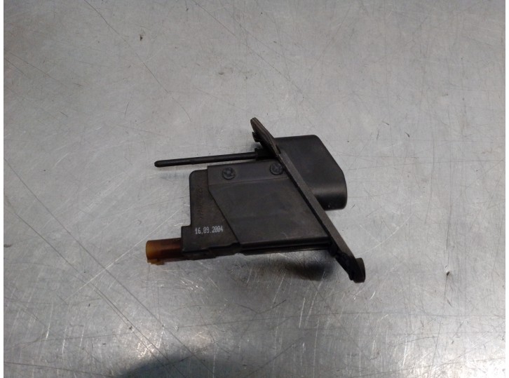 Recambio de motor tapa deposito combustible para mercedes-benz vaneo (w414) furgoneta compacta 1.7 turbodiesel cat referencia OE