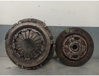 Replacement clutch kit for Nissan Vanette Cargo 2.3 diesel OEM IAM reference 300017C328 700894 