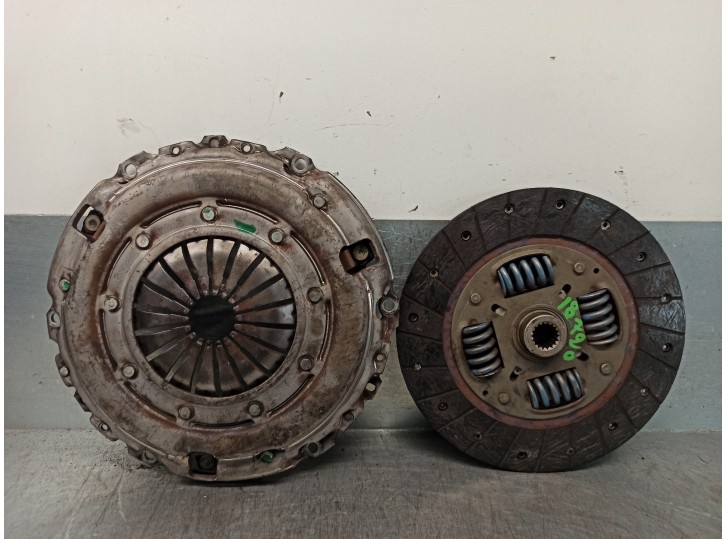 Recambio de kit embrague para peugeot 406 berlina (s1/s2) 1.8 16v cat referencia OEM IAM 205268 195085 VALEO