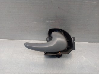 Recambio de maneta interior delantera derecha para mercedes-benz sprinter 02.00  caja cerrada 2.2 cdi cat referencia OEM IAM A00