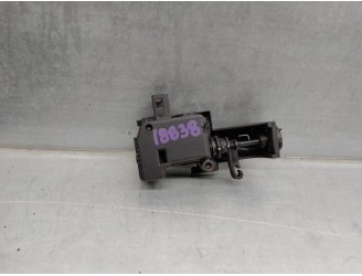 Recambio de motor tapa deposito combustible para mercedes-benz clase c (w204) coupe 2.1 cdi cat referencia OEM IAM A2048200072 