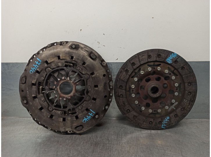 Recambio de kit embrague para citroën xsara berlina 1.6 referencia OEM IAM 2050W8 324036310 LUK