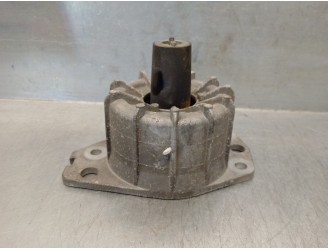 Replacement engine mount for Alfa Romeo 147 (190) 1.6 16V cat OEM IAM reference 46554897 