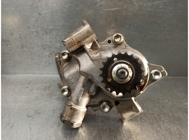 Recambio de bomba aceite para toyota auris 1.8 16v (híbrido) referencia OEM IAM 151000T060  