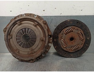 Recambio de kit embrague para citroën saxo 1.1 referencia OEM IAM 9633191680 013082284201 SACHS