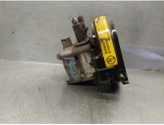 Replacement power steering pump for Volvo S40 sedan 1.6 cat OEM IAM reference 3524419C 7613955112 ZF