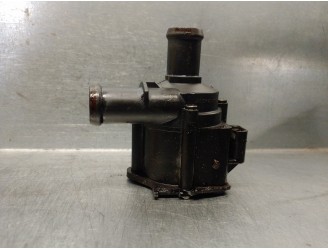 Recambio de bomba agua para audi a4 ber. (b8) 2.0 16v tdi referencia OEM IAM 8K0819147A 8K0819147A 